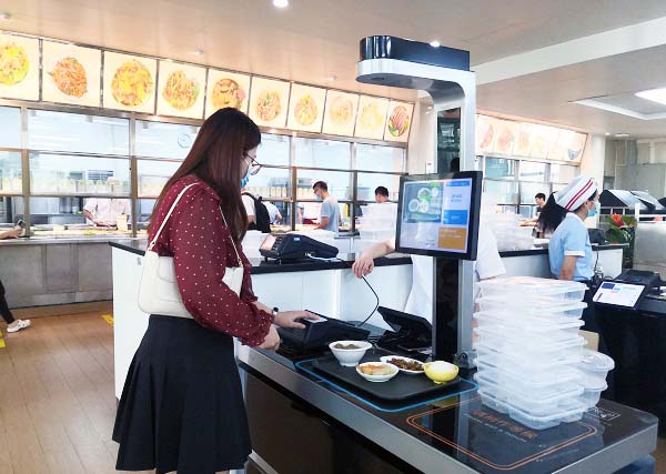 視覺(jué)結(jié)算臺(tái)帶您體驗(yàn)高效的餐飲方式！
